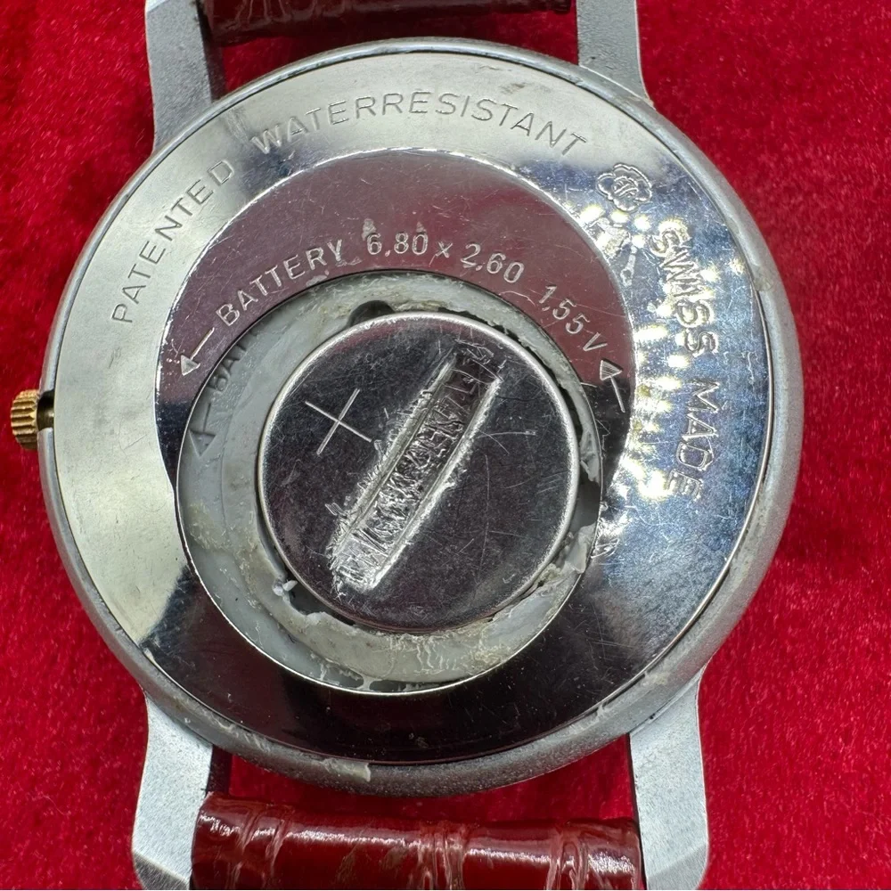 Vintage Y2K Swiss Time Quartz Watch, Leather Band‎